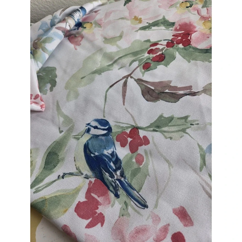 67 Round Bird Indoor Outdoor Tablecloth Polyester Floral